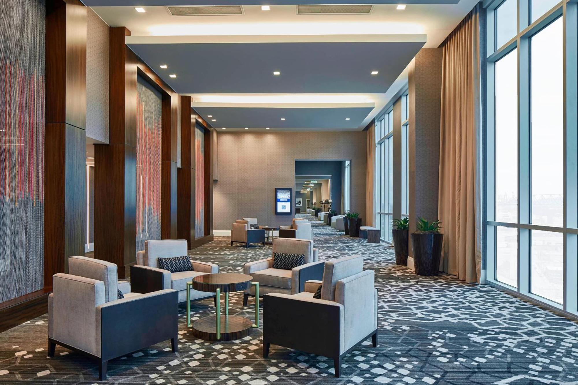 Hotel Ac Downtown 4*